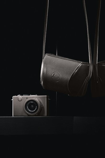 D-Lux 4 Titanium