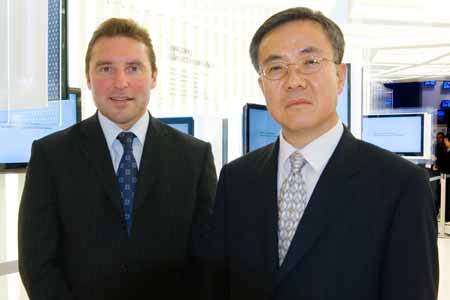 Byung Woo Lee and Rob King from Samsung Cameras