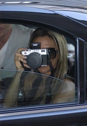 POSH/LEICA