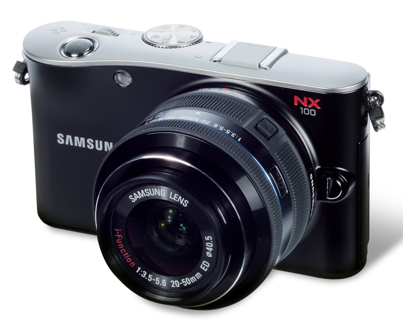 Samsung NX100 front