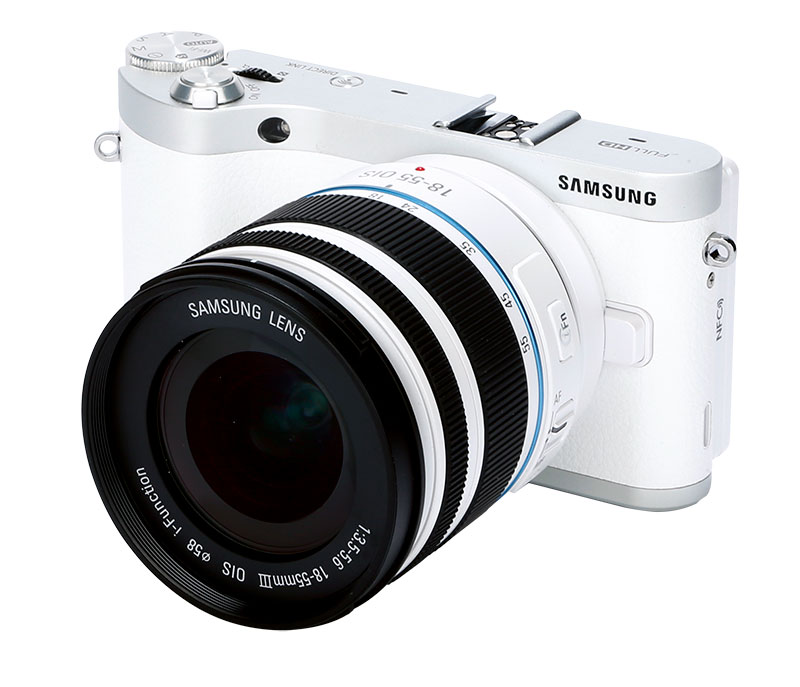 Samsung NX300 front